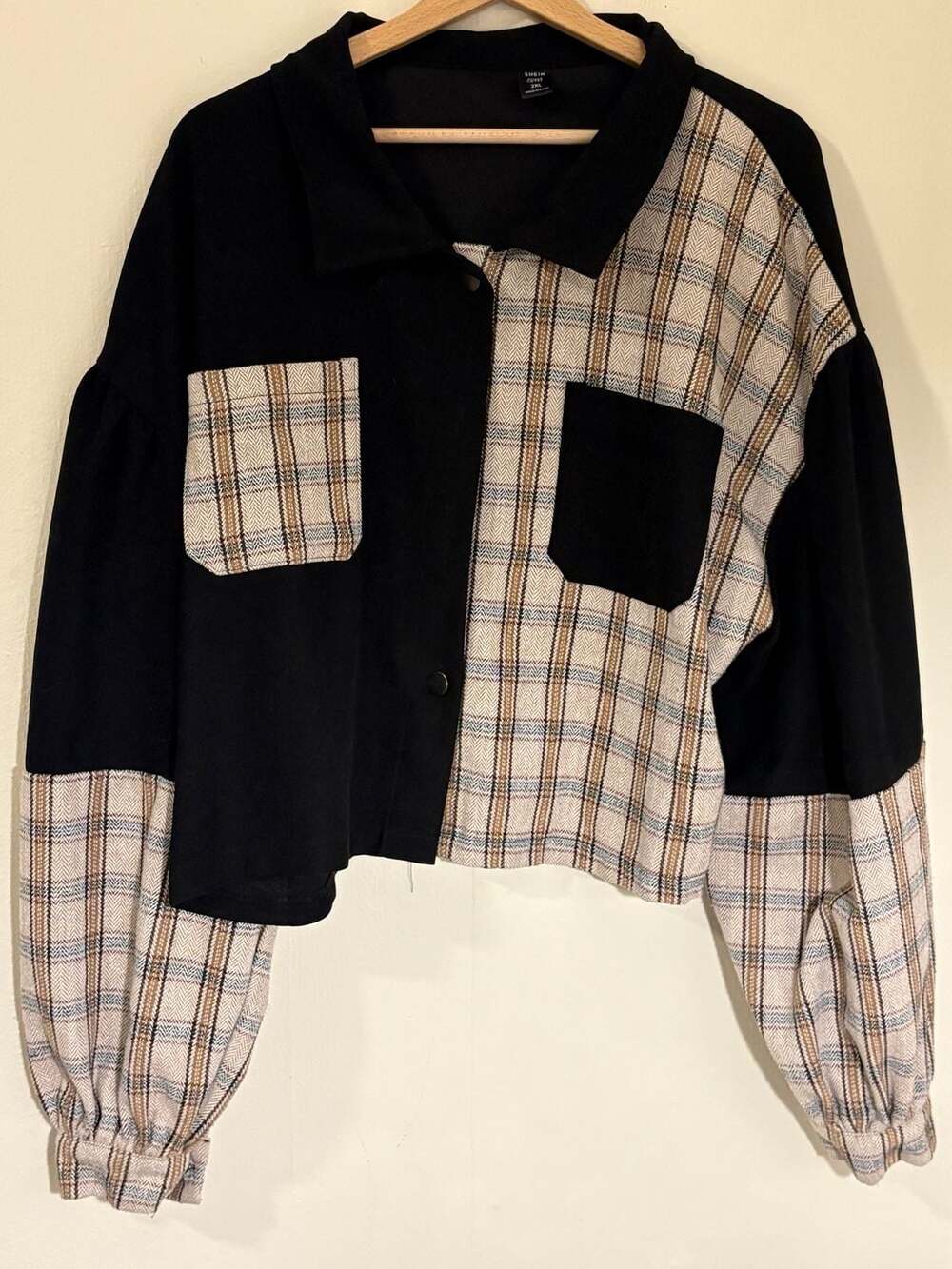 SHEIN Curve 2XL Black and Plaid Spliced Flap Pocket Crop Shacket